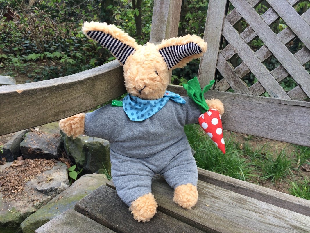 Nähanleitung und Schnittmuster Stofftier Hase