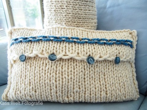 Kissenhülle stricken - Strickanleitung - und Nackenrolle mit Videoanleitung