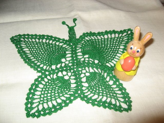 Schmetterlings-Deckchen, ca. 27 X 21 cm