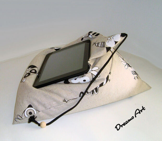 Nähanleitung Buchkissen / Lesekissen / Tabletstütze