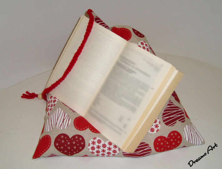 Nähanleitung Buchkissen / Lesekissen / Tabletstütze