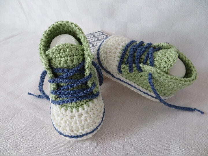 Häkelanleitung für Baby-Turnschuhe (#2)