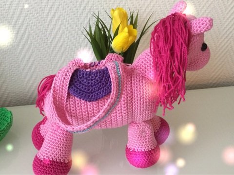 Kostenlose Häkelanleitung Tasche für Mädchen als Pferd