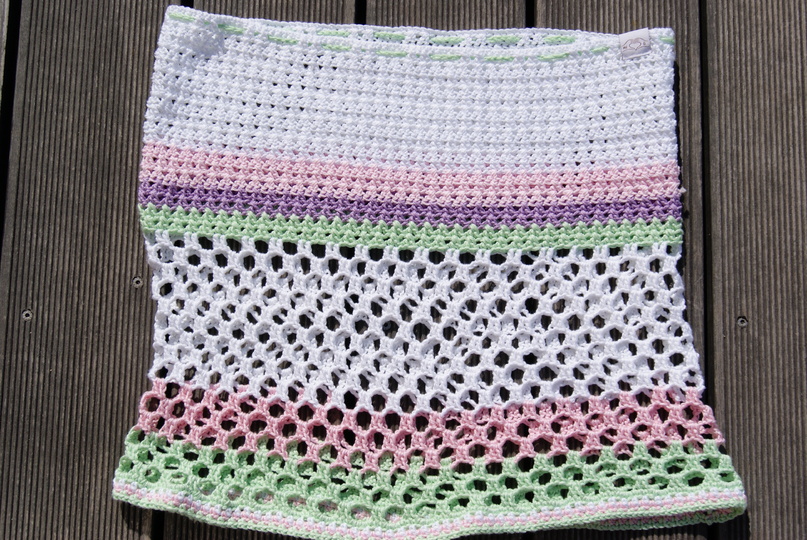 Bikini-Top mit Strandrock