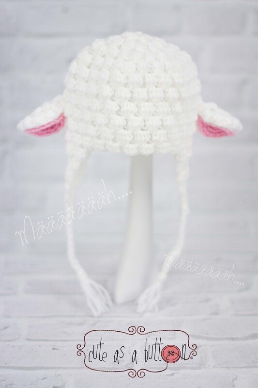 Cute as a button Lämmchenmütze Häkelanleitung
