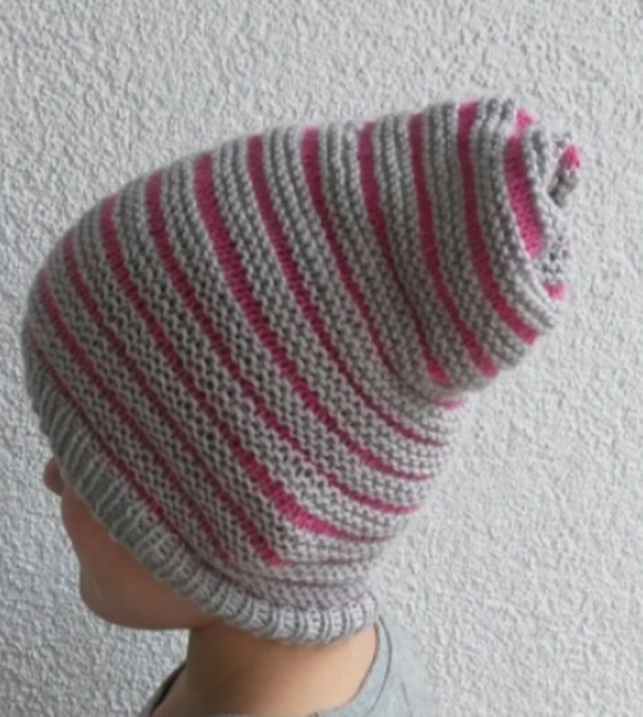 Strickanleitung Mütze für Mädchen und Damen ab 8 Jahren tragbar