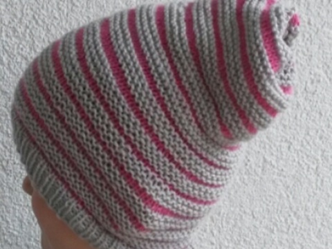Strickanleitung Mütze für Mädchen und Damen ab 8 Jahren tragbar