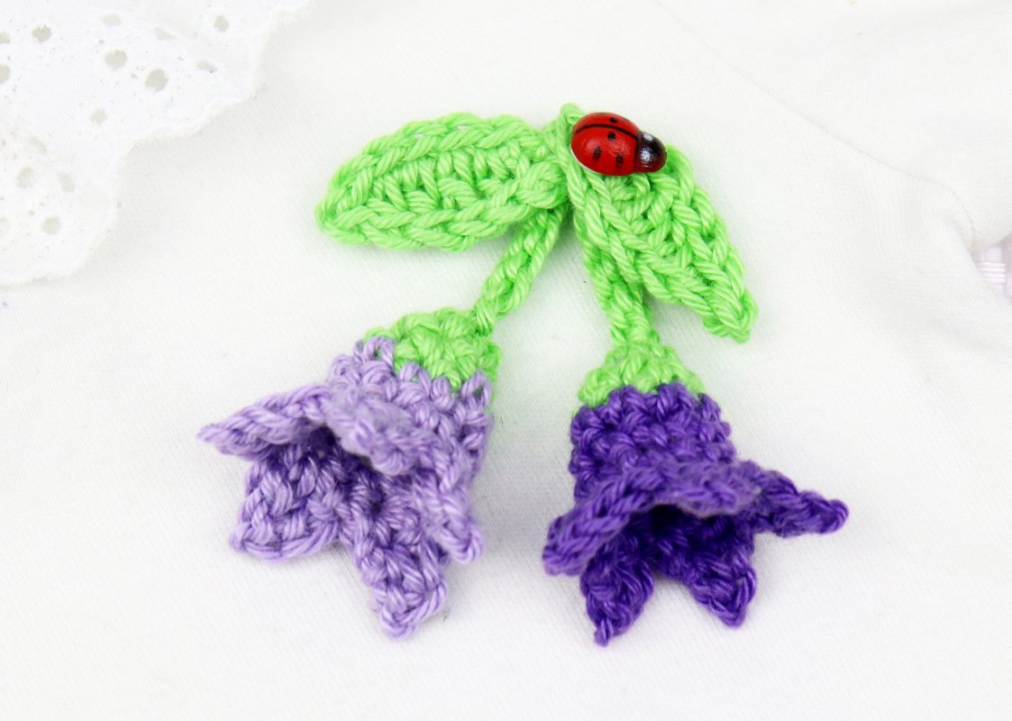 Mini-Glöckchen mit Blättern (Gr. ca. 2,5 cm)