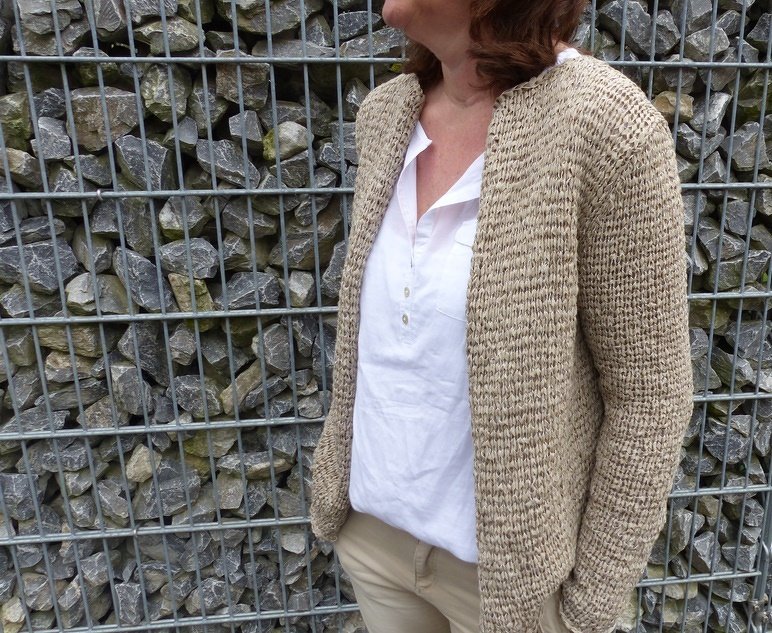 Strickjacke aus Bändchengarn, Strickanleitung Gr. S - Xl - Bild 3