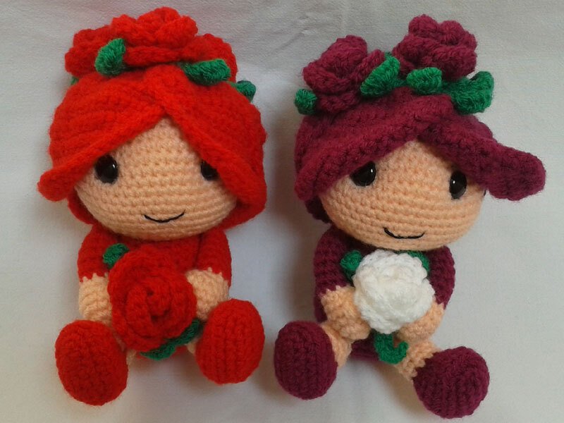 Blumenkind Rosenrot Häkelanleitung