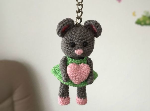 Crochet Pattern Keychain "Lusy"