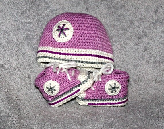 New born set sneakers and cap crochet pattern