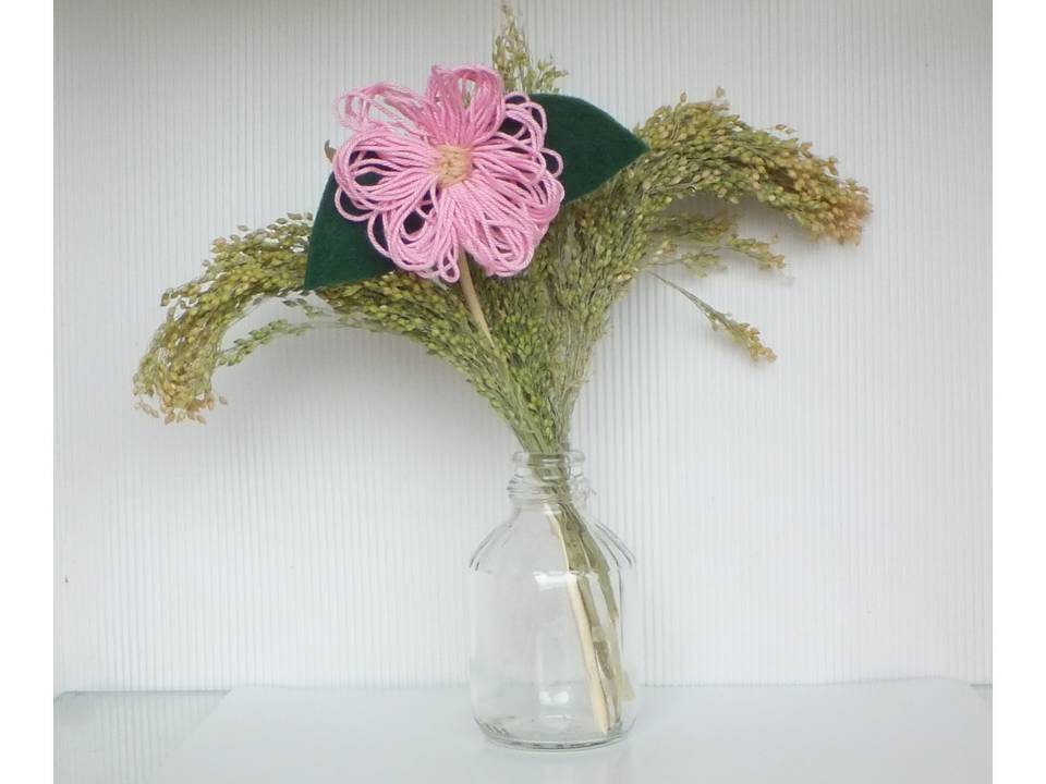 Blumen zum Muttertag Bastelanleitung mit Wolle