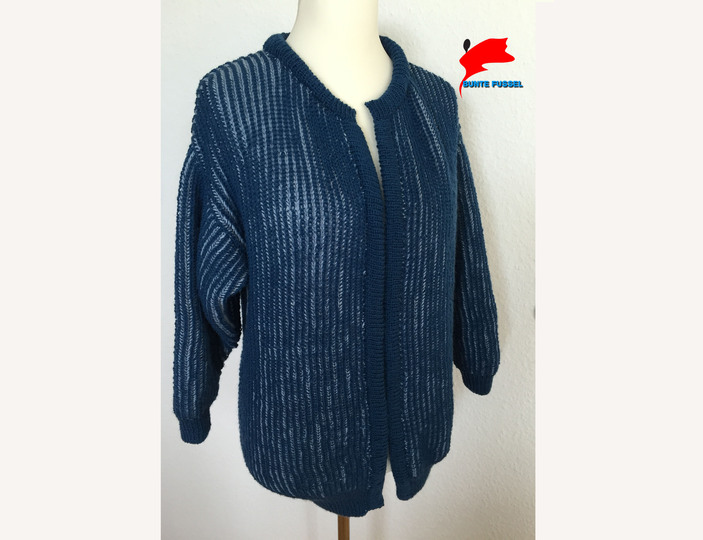 Strickanleitung für Jacke in zweifarbigen Patent