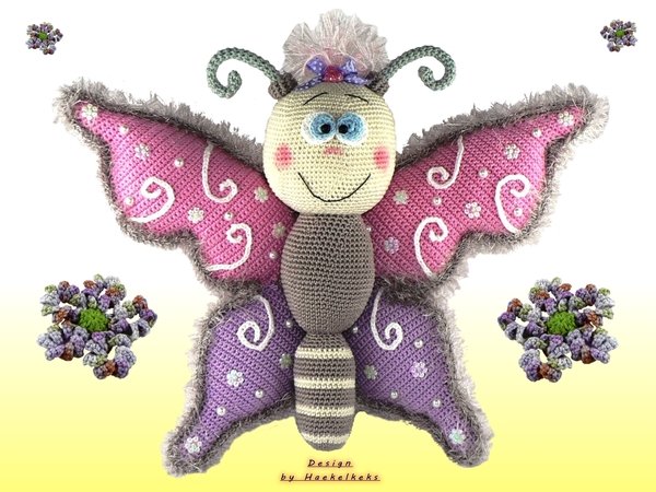 Butterfly door / window deco -- crochet pattern by Haekelkeks -- english version