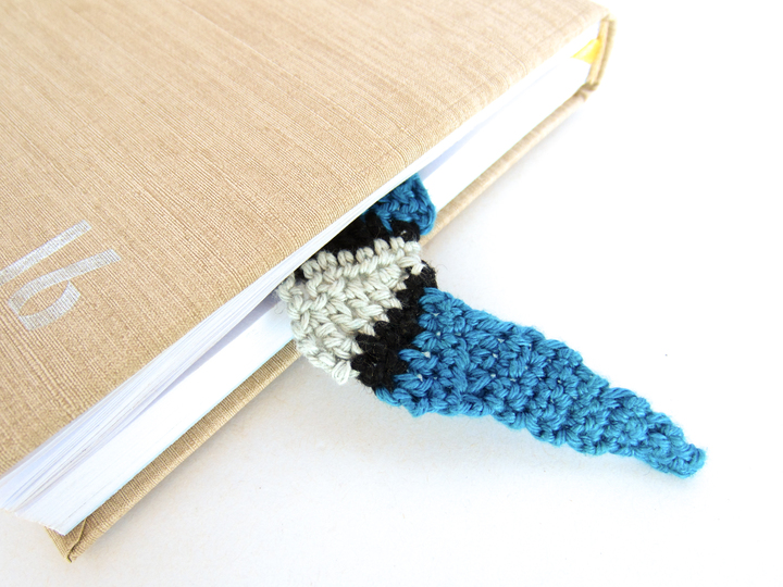 Amigurumi Crochet Snake Bookmark