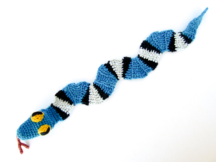 Amigurumi Crochet Snake Bookmark