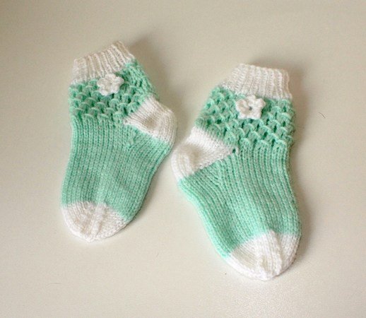 Babysocken Stricken Gr 18 Wollreste