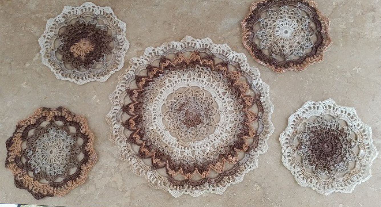 Cafe Latte Table mat & Coasters - Image 2