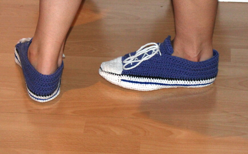 Sneakersocken häkeln – niedrig, in vier Größen von 36 bis 47 (DE & EN)