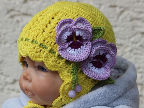 Häkelanleitung für Babymütze Stiefmütterchen