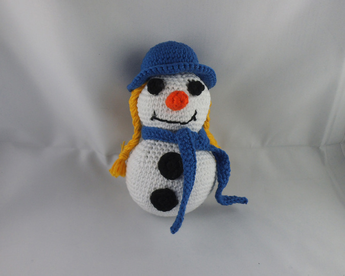 Schneefrau - Amigurumi Häkelanleitung