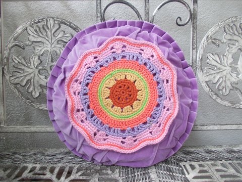 runde Kissenplatte,einfarbig oder bunt, verschiedene Größen, leichte Häkelmuster, auch für Anfänger