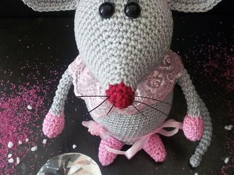 Häkelanleitung Fräulein Mausi