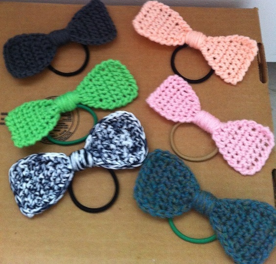 Crochet Bow Ties, Size 5 1/2 inches x 2 1/4 inches // 14 cm x 5 cm, Easy Crochet Bow Ties, Easy Crochet Hair Bow Pattern, Beginners Pattern, Digital Download, Instant PDF Download