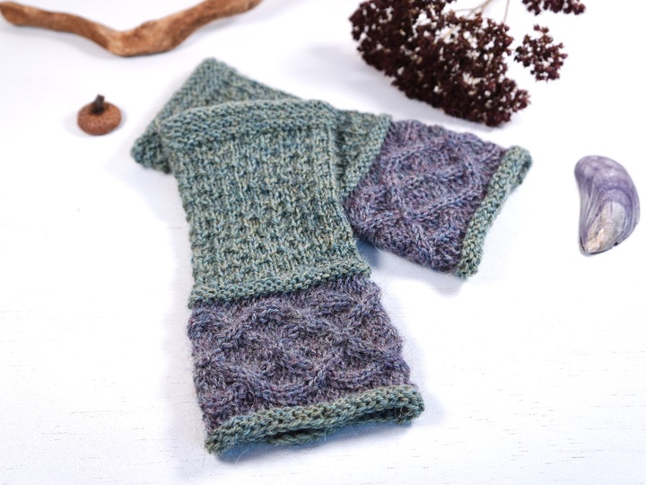 Armstulpen "Claire" mit Zopfmuster, Strickanleitung für 2 Größen