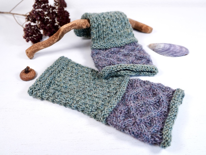 Armstulpen "Claire" mit Zopfmuster, Strickanleitung für 2 Größen