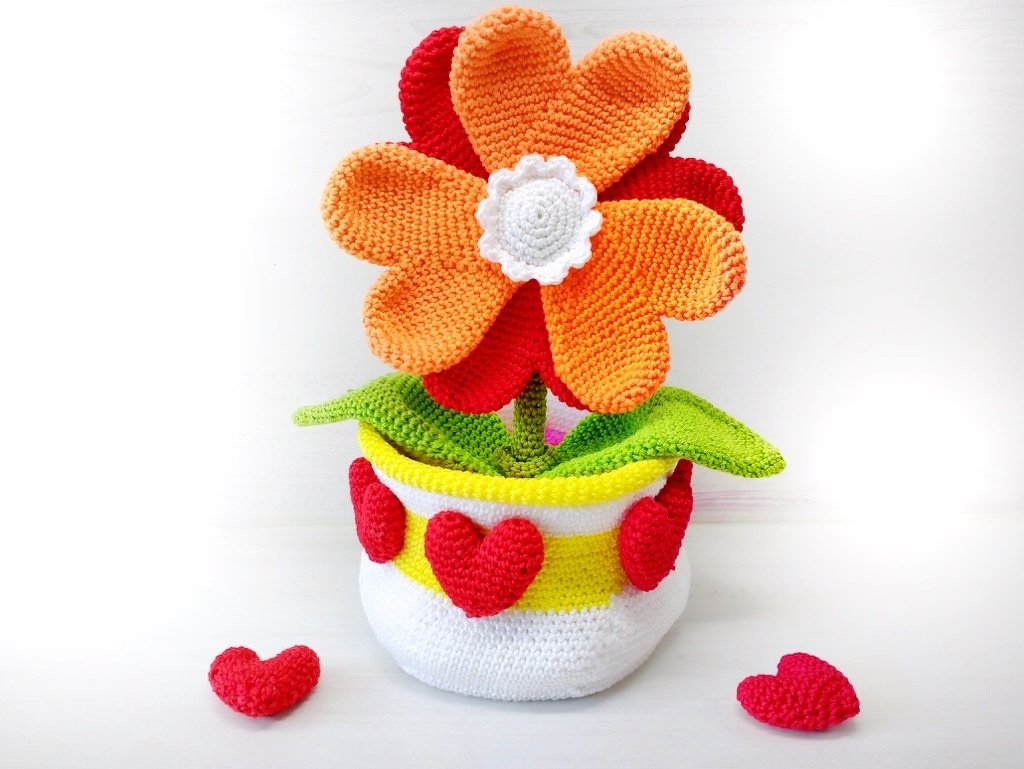 Blooming Hearts - Crochet Pattern from Diana´s kleiner Häkelshop