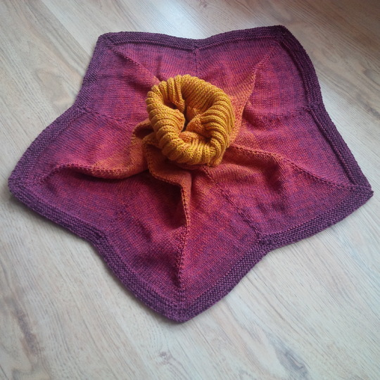 Asteria - star poncho - poncho (knitting)