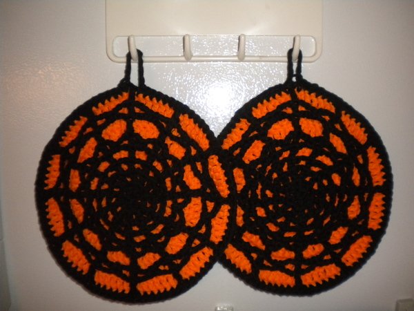 Extra Thick Spider web Potholders