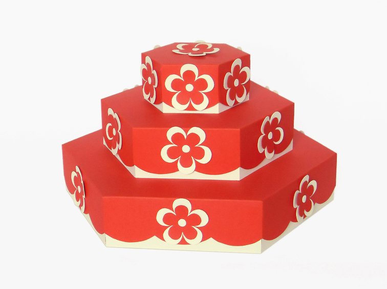 Pralinenschachtel dreistöckig – Bastelvorlagen mit Anleitung