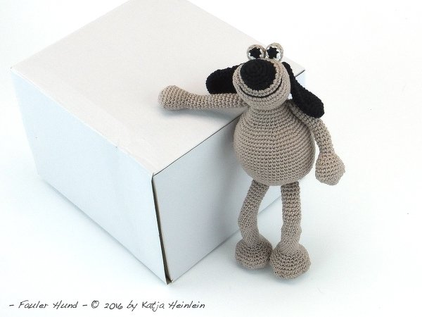 Kantenhocker Fauli Hund Amigurumi Häkelanleitung