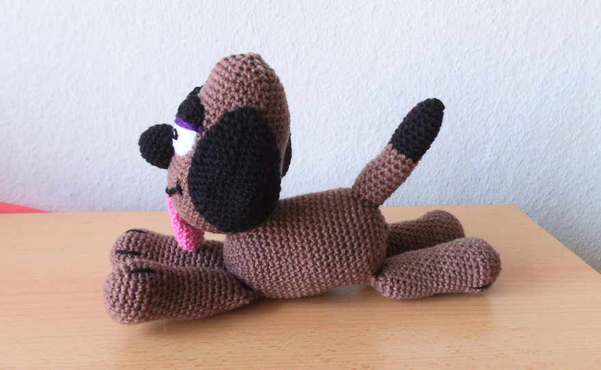 Hund Pitt, der treue Kumpel