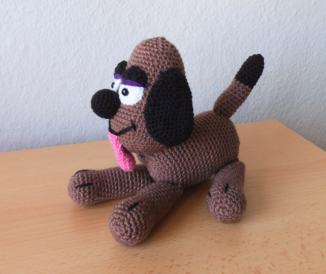 Hund Pitt, der treue Kumpel