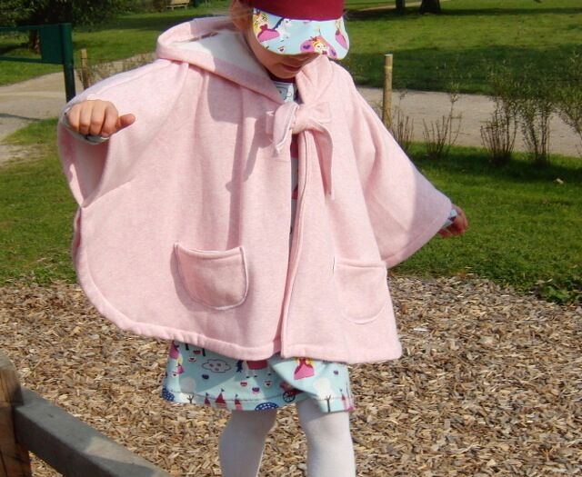 SUSANNE cape / rain cape pattern, sizes 110-152 (5-12 yr) - Sewing