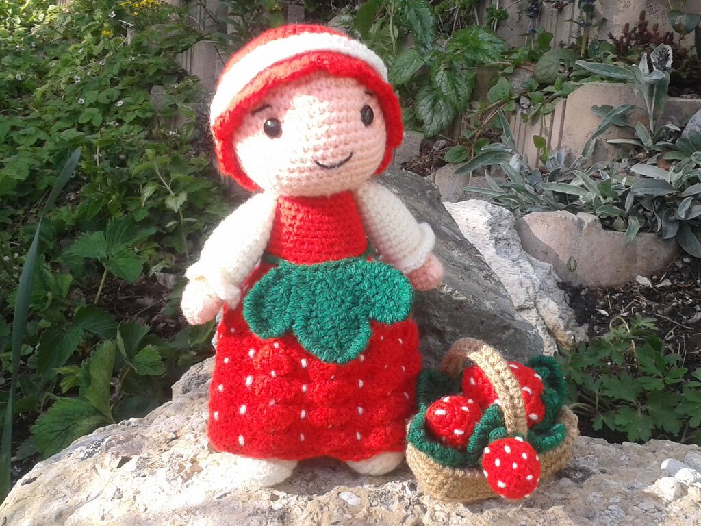 Gartenwichtel Emilia Erdbeer Häkelanleitung - Bild 3