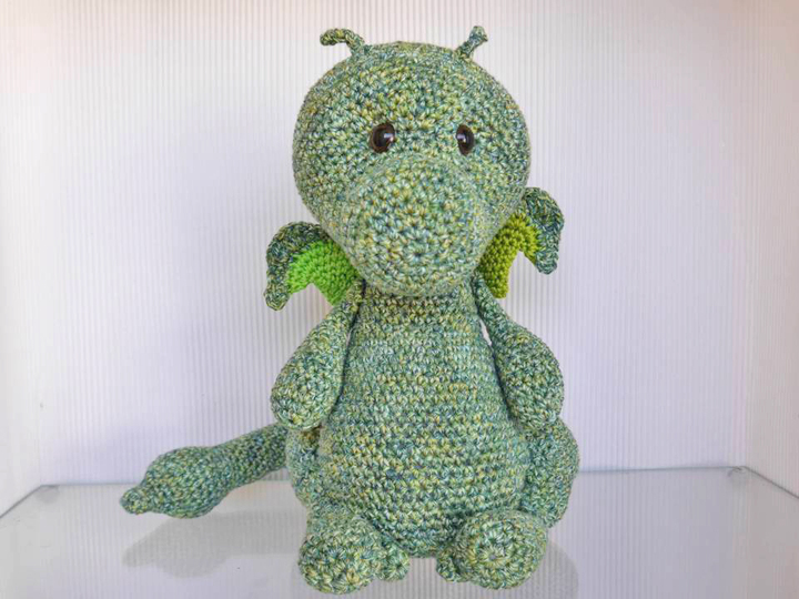 Drache Lovely zum Häkeln für Anfänger