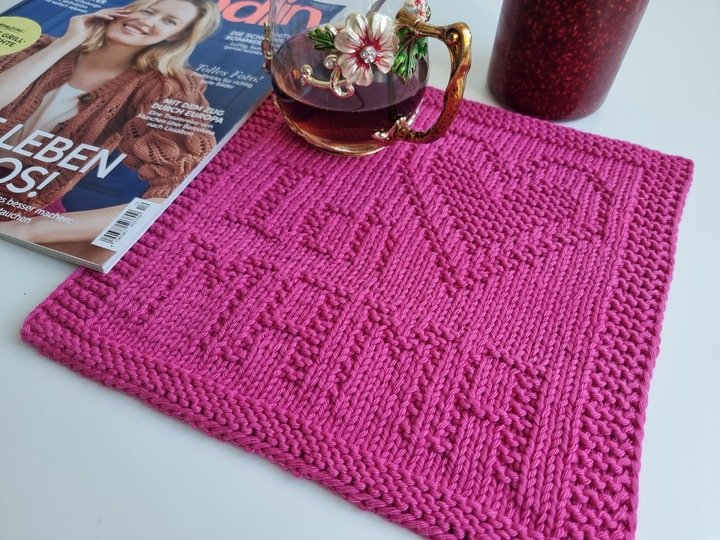 Strickanleitung Untersetzer „Ich liebe Mama“ – Geschenk mit Herz | PDF