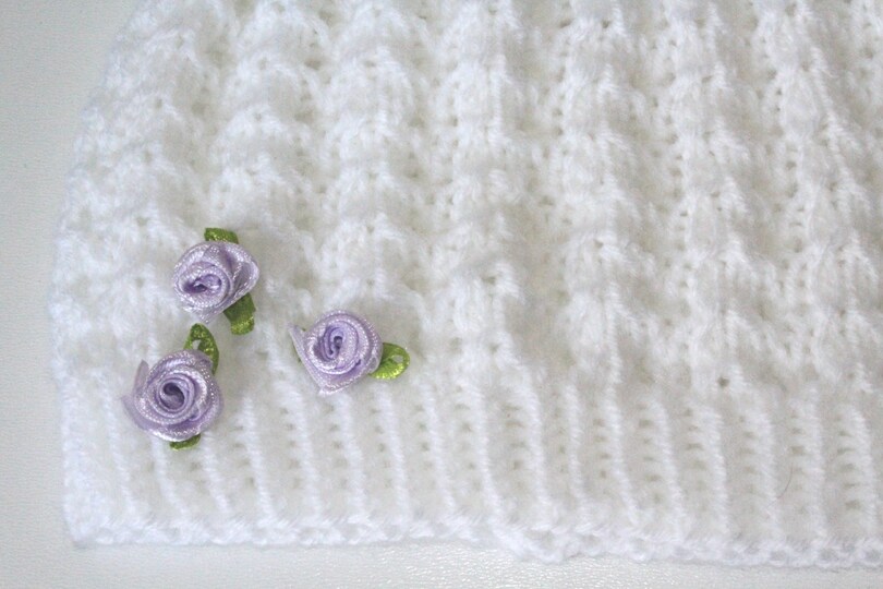 Strickanleitung Baby-Set, Mütze und Socken Ajourmuster ca. 5 - 12 Monate