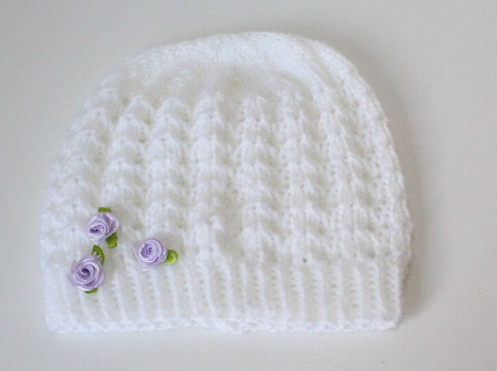 Strickanleitung Baby-Set, Mütze und Socken Ajourmuster ca. 5 - 12 Monate