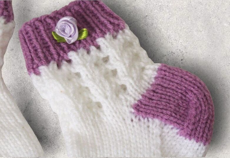 Strickanleitung Baby-Socken, Gr. 18 - 20, Ajourmuster   #091