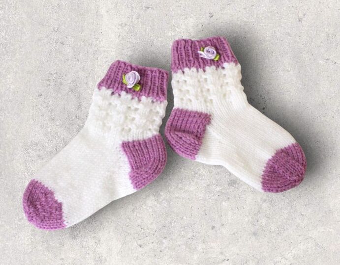 Strickanleitung Baby-Socken, Gr. 18 - 20, Ajourmuster   #091