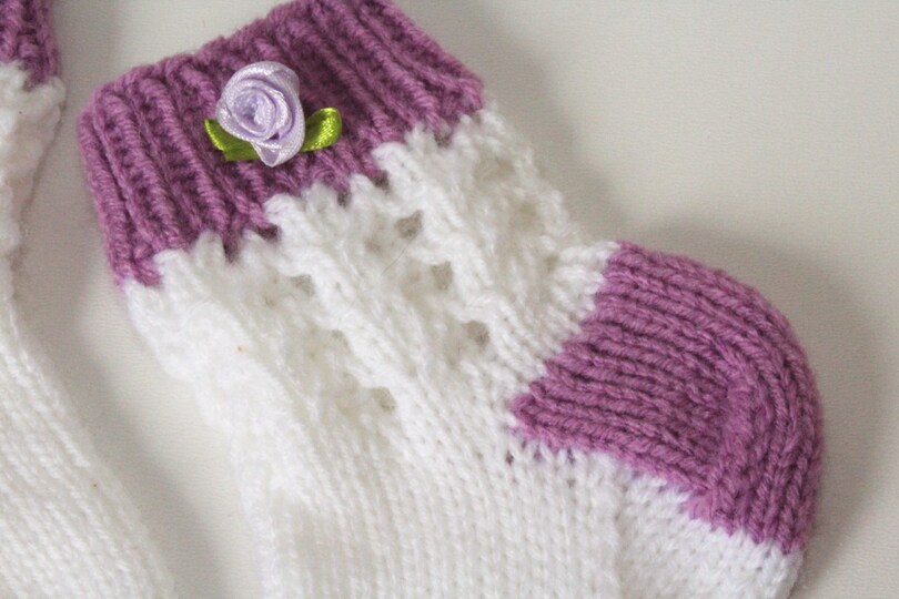 Strickanleitung Baby-Socken, Gr. 18 - 20, Sohlenlänge ca. 12 cm, Ajourmuster