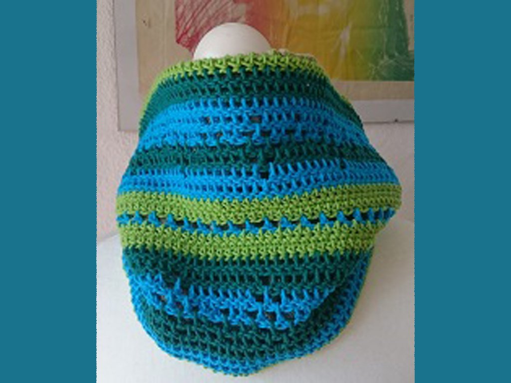 Symbiose - Male - MyBoshi Rundschal gehäkelt