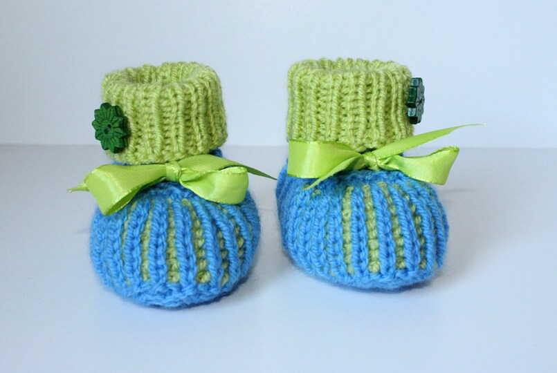 Strickanleitung Baby-Schuhe, Booties, Schühchen im Halbpatent, Sohlenlänge 11 cm