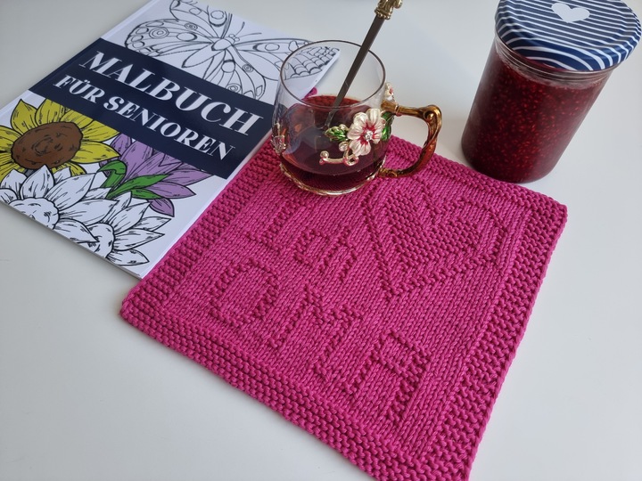 Strickanleitung Untersetzer „Ich liebe Oma“ – liebevolle Geschenkidee | PDF